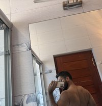 Dexx22 - Male escort in Kandy