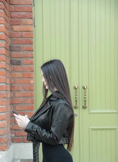 Deyzi - escort in İstanbul Photo 3 of 5
