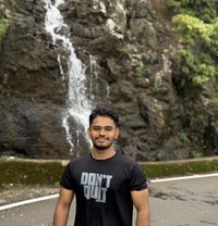 Dhairya - Acompañantes masculino in Pune