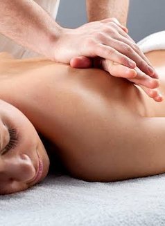 Dhaka Body Massage Service ( Females ) - Masajista in Dhaka Photo 4 of 4