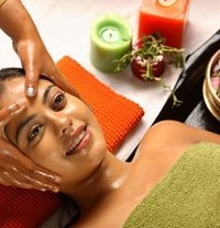 Dhaka Body Massage Service ( Females ) - Masajista in Dhaka