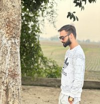 Dhaliwal - Male escort in Chandigarh