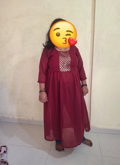Dhanshree K - puta in Mumbai Photo 1 of 9