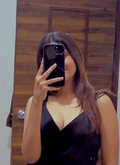 Dhansree - escort in New Delhi Photo 1 of 5
