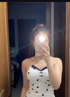 Dhansree - escort in Noida Photo 3 of 3