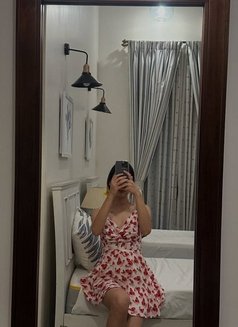 Dhansree - puta in Pune Photo 1 of 3