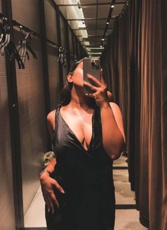 Dhansree - escort in Surat Photo 3 of 3