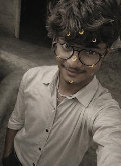 Dhanuk - Acompañantes masculino in Chennai Photo 5 of 5