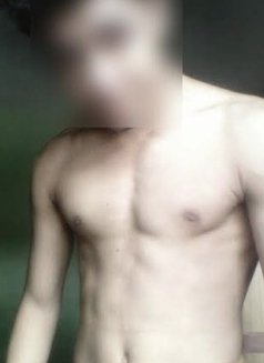 Dhanush, individual - Male escort in Hyderabad Photo 1 of 1