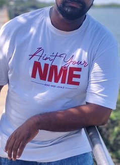 Dhanush - Male companion in Bangalore Photo 2 of 2