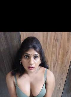 Dhanusree - Transsexual escort in Hyderabad Photo 2 of 3