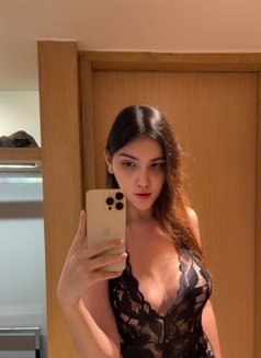 Dhanvi - escort in Taichung Photo 2 of 4