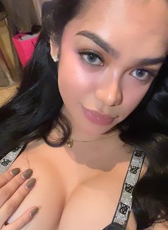 Dhapney bombshell (GOOD SERVICE) - Transsexual escort in Shanghai Photo 29 of 30