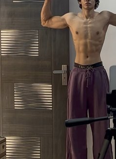 Dhariya, Kolkata’s Most Trusted Escort - Male escort in Kolkata Photo 2 of 7