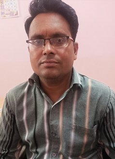 Dharmendra - Acompañantes masculino in Indore Photo 1 of 1