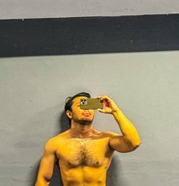 Dharshan M S - Acompañantes masculino in Mumbai