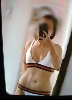 Dhee - escort in Macao Photo 12 of 12