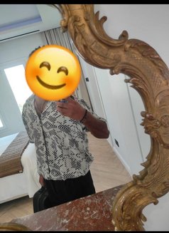 Dheeraj From India Kerala - Male escort in Dubai Photo 2 of 3