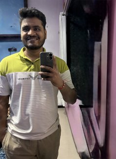 Dheeraj - Male escort in Mumbai Photo 3 of 3