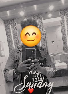 Dheeraj Sunil - Male escort in Bangalore Photo 5 of 6