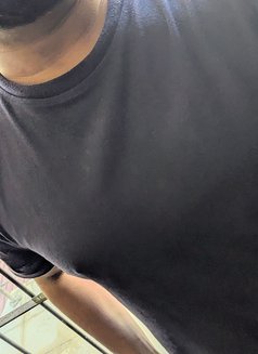 Dhevan | Your Trusted Gigolo - Male escort in Colombo Photo 2 of 4