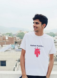 Dhillu Jaat - Male escort in Jaipur Photo 1 of 9