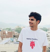 Dhillu Jaat - Acompañantes masculino in Jaipur