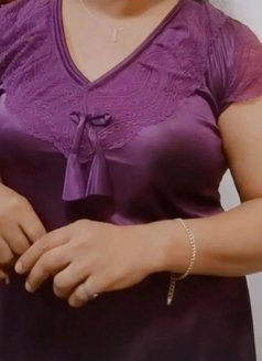 Dhilsha - escort in Kochi Photo 2 of 2