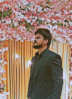 Dhiraj Rajput - Acompañantes masculino in Kolkata Photo 2 of 2