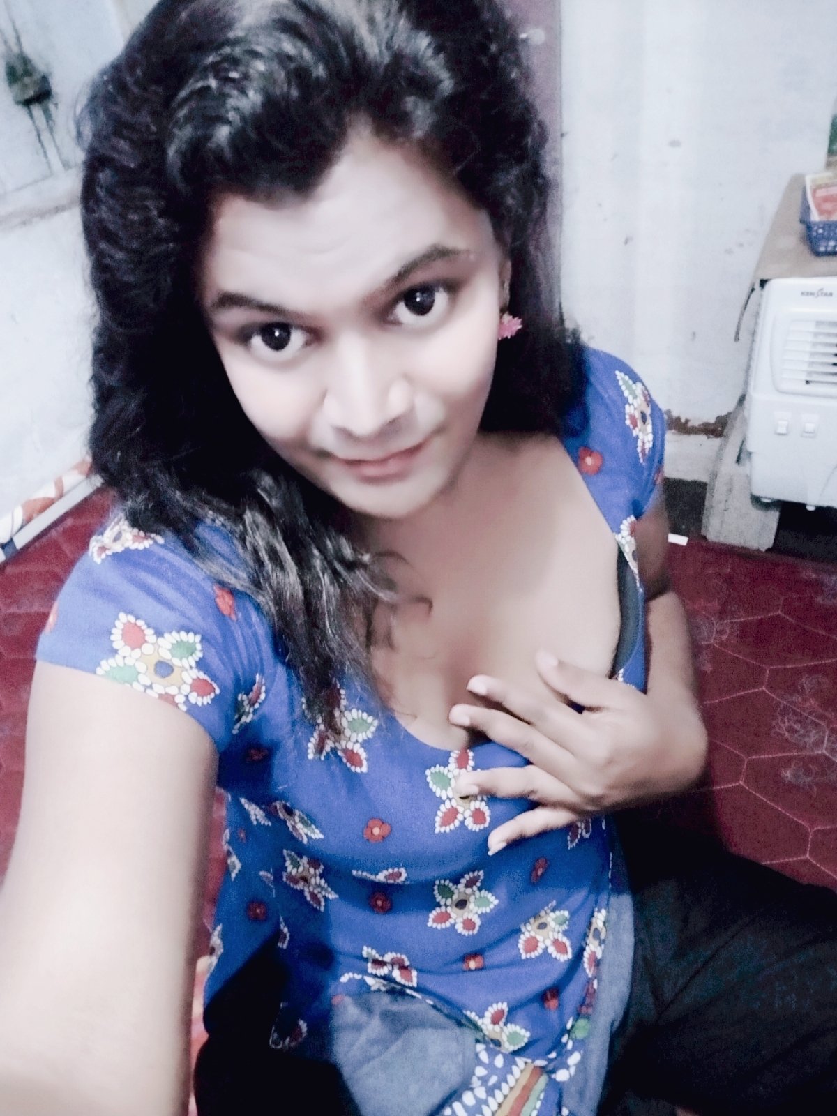 1200px x 1600px - Dhivya Shemale, Indian Transsexual escort in Bangalore