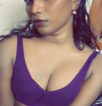 Dhiya - Transsexual escort in Chennai