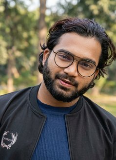 Dhrubo - Male adult performer in Dhaka Photo 5 of 9