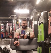 Dhrubo - Male adult performer in Dhaka
