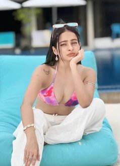 Dhruthi - escort in Bangalore Photo 4 of 9