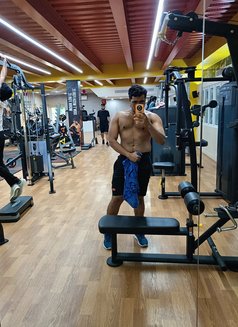 Dhruv Gym Boy - Acompañantes masculino in Chennai Photo 2 of 3