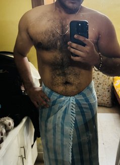 Dhruv - Male escort in Bangalore Photo 5 of 6