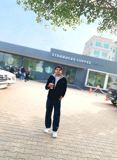 Dhruv - Male escort in New Delhi Photo 1 of 2