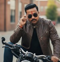 Dhruv - Male escort in New Delhi