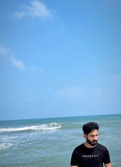 Dhruv - Acompañantes masculino in New Delhi Photo 5 of 5