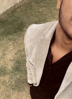 Dhruv - Male escort in New Delhi Photo 2 of 2