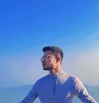 Dhruv - Acompañantes masculino in Surat