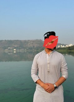 Dhruv Rathi - Acompañantes masculino in Pune Photo 3 of 3