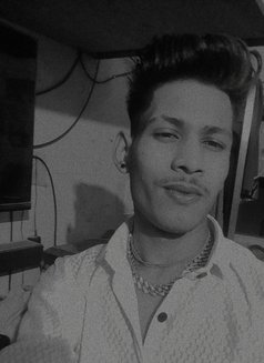 Dhruvhr01 - Acompañantes masculino in New Delhi Photo 18 of 24