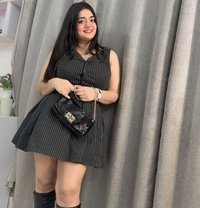 Dhruvi - puta in Navi Mumbai