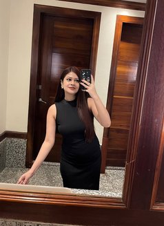 Dhruvi Saha - escort in Gangtok Photo 2 of 3