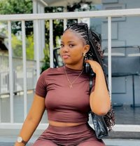 DiNaH NeW ArRiVaL FrOm SoUtH AfRiCa - escort in Pune