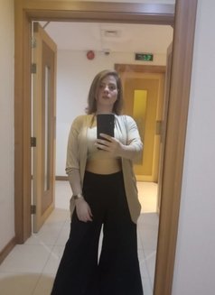 khadija - escort in Lahore Photo 3 of 3