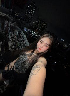 Dia Kyr Fox - masseuse in Manila Photo 6 of 10