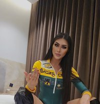 DIAMOND BIG DICK TOP BOTTOM - Acompañantes transexual in Riyadh Photo 11 of 11