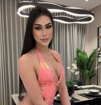 DIAMOND BIG DICK check my profile - Transsexual escort in Riyadh